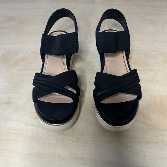 Black sandals - Picture 2 of 5